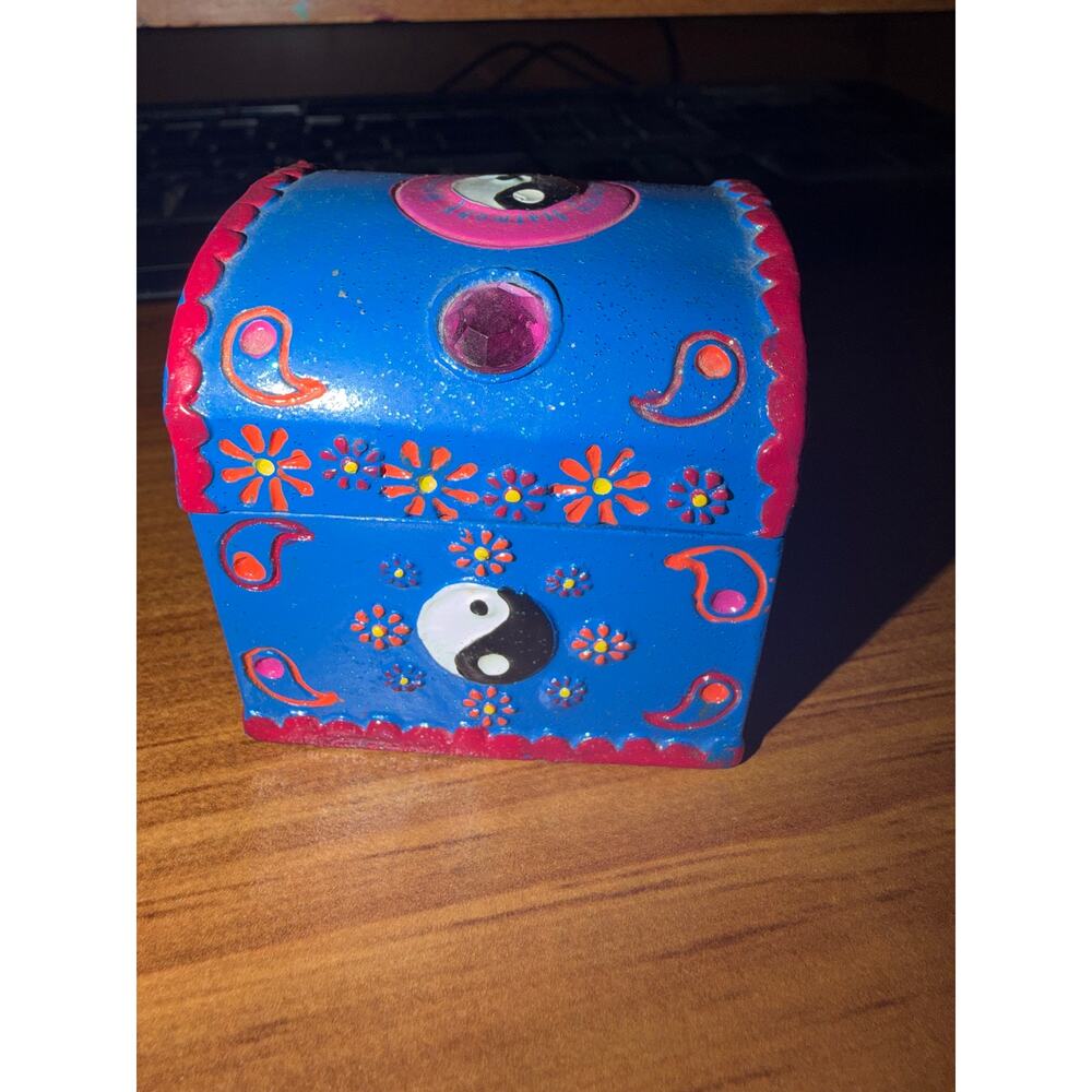 Claire’s Y2K Trinket Box Peace Harmony Blue Treasure Box 2000 Q44